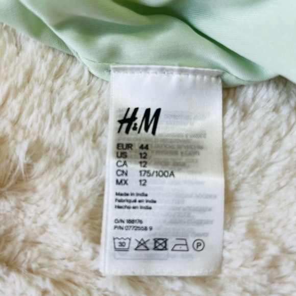 H&M spring and summer dress size 12 - Picture 4 of 6